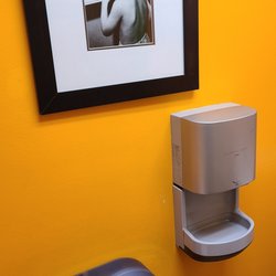 Bette's Family Fun Center - Bathroom