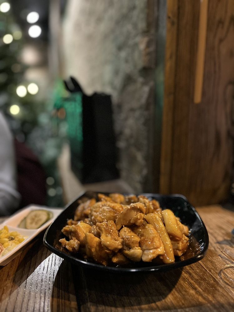 PIZZA MARU Updated September 2024 39 Photos & 18 Reviews 66