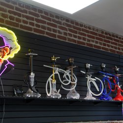 Smokeez - Only quality hookahs available here!