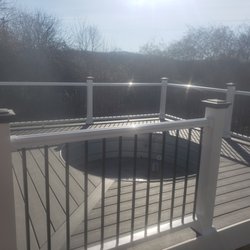 M C Gerard - Custom built deck for Hot Tub