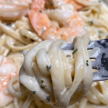 Rocco's Pizzeria - Alfredo Pasta with Shrimp - Pizza Near Me - Brooklyn, New York