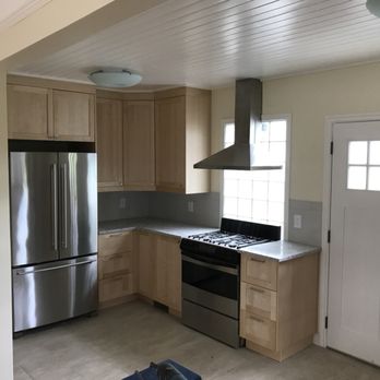 New Kitchen Yes That S Glass Block Behind The Stove A Creative