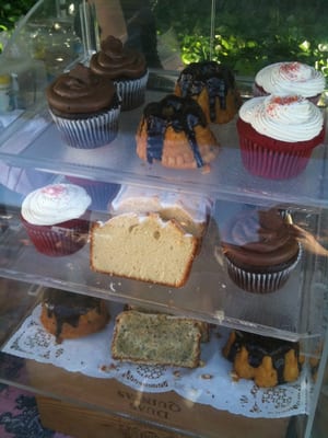 Sherman Oaks Farmers Market by null