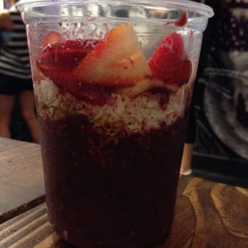 Acai Republic - $10 for a large and it's not even filled to the top with fruit on it?! So not worth it. :( not what we were expecting at all. - Juice Bars & Smoothies Near Me - Tustin, California