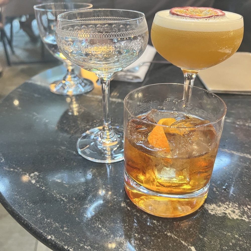 German Gymnasium - Old Fashioned - German Near Me - London, XGL