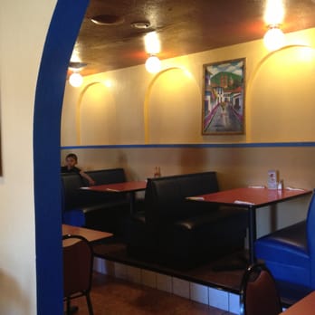 Taqueria Mexicana - dining room - Mexican Near Me - Toppenish, Washington Taqueria Mexicana - dining room - Mexican Near Me - Toppenish, Washington