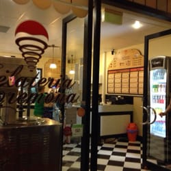 Gelateria Cremona - Shopfront