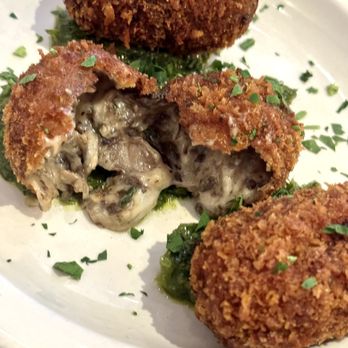La Marcha Tapas Bar - Croquetas de championes - Spanish Near Me - Berkeley, California La Marcha Tapas Bar - Croquetas de championes - Spanish Near Me - Berkeley, California
