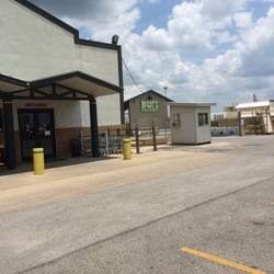 McCoy's Building Supply - Lumber yard