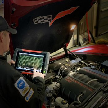 Credence Automotive Repair - The guys diagnosing a drivability issue on a Corvette - Auto Repair Near Me - Rogers, Arkansas Credence Automotive Repair - The guys diagnosing a drivability issue on a Corvette - Auto Repair Near Me - Rogers, Arkansas