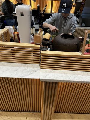 Tokuyamatcha & Onigirazu Bar by null