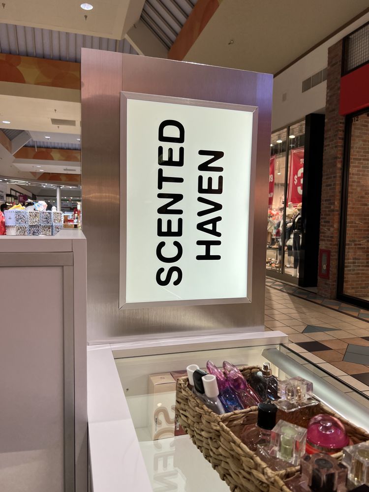 Scented Haven Logo