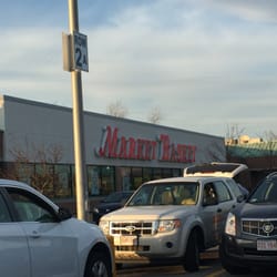 Market Basket - Ashland Market Basket -- King's Crossing : 49 Pond Street / Route 126, Ashland       Storefront