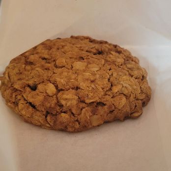 Little Deli & Pizzeria - Oatmeal raisin cookie - Delis Near Me - Austin, Texas