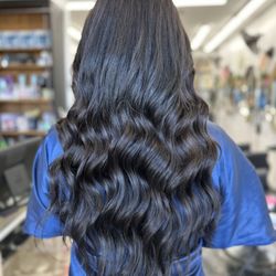 Yahaira Kolb Hair Salon & Spa