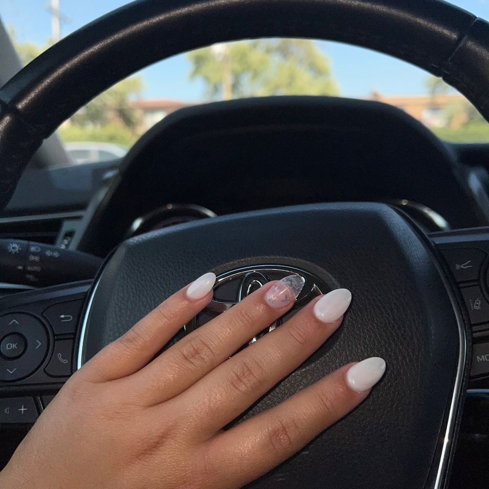 Nail Art Studio - Nail Salons Near Me - Northbrook, Illinois