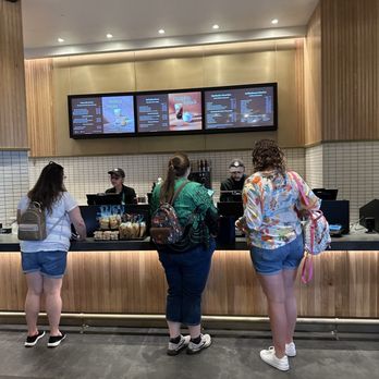 Starbucks - Coffee & Tea Near Me - Orlando, Florida