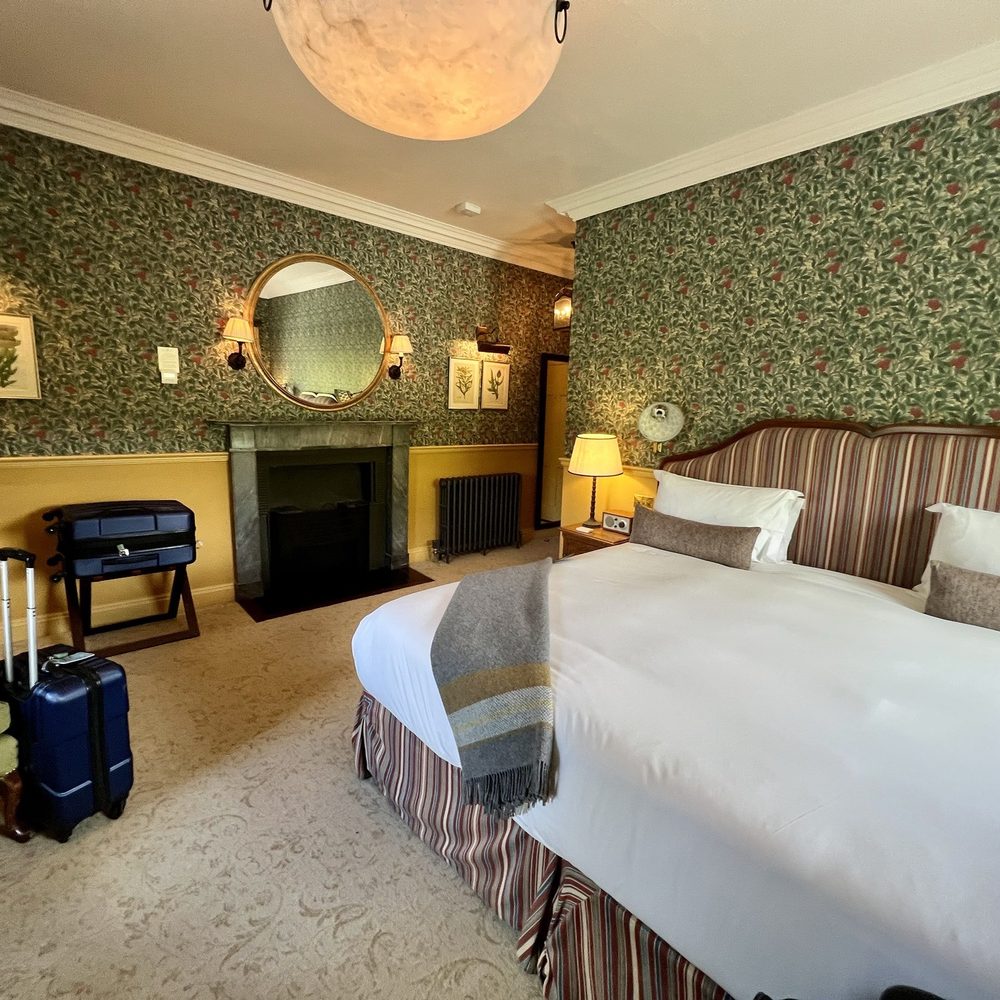 Ballynahinch Castle Hotel - Room #5 No AC, but I opened both windows to get a cross breeze. Plus there was a fan. - Hotels Near Me