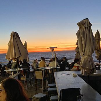 The Rooftop Lounge photo 6