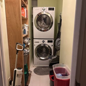 Top-Notch Moving and Junk Removal - Never packed laundry room - Movers Near Me