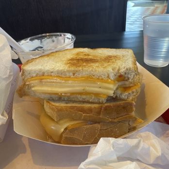 Michael's Frozen Custard - Grilled cheese - Ice Cream & Frozen Yogurt Near Me - Madison, Wisconsin