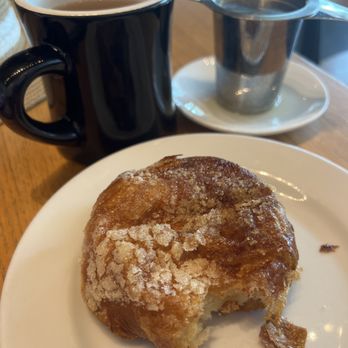Sugar Bakery - Peach tea with Salted Caramel Croissant - Coffee & Tea Near Me - Seattle, Washington Sugar Bakery - Peach tea with Salted Caramel Croissant - Coffee & Tea Near Me - Seattle, Washington