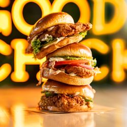 Tuxon Chix - Cluck'n Classic Stack