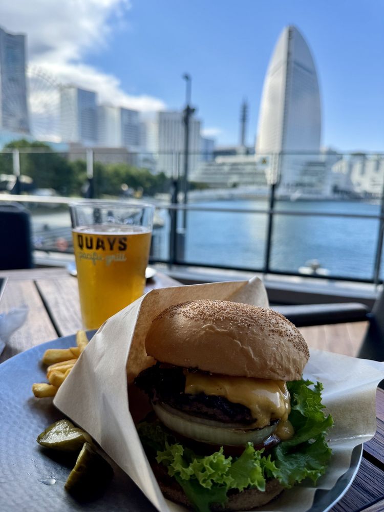 QUAYS pacific grill