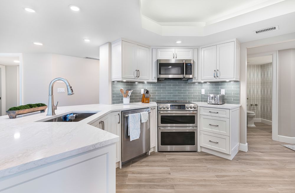 Slide of Jimenez Contracting & Construction Serv