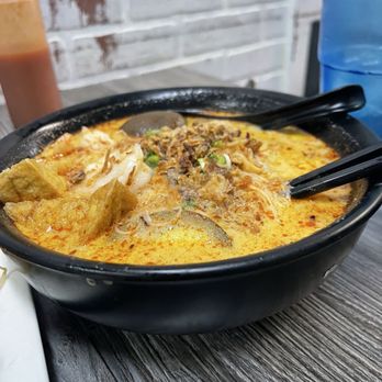 Borneo Eatery - Singapore Laksa - Indonesian Near Me - Alhambra, California Borneo Eatery - Singapore Laksa - Indonesian Near Me - Alhambra, California