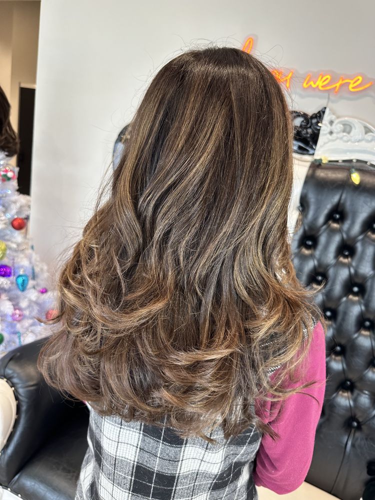 STUDIO WISH SALON Updated August 2024 23 Photos & 10 Reviews 8922