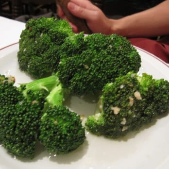 La Cabana Argentinan Steakhouse - Steamed Fresh Broccoli - YUM! - Argentine Near Me - Jackson Heights, New York