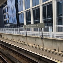 NoMa-Gallaudet U Metro Station - Station