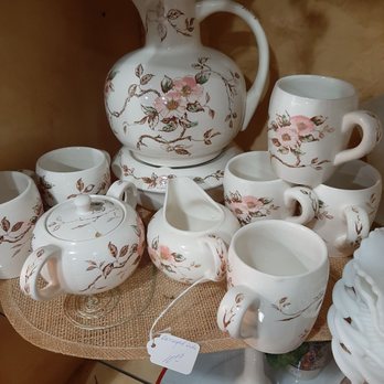 5 A's Thrift Shop - Thrift Stores Near Me - Alton, Illinois