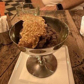 La Favorite - Photo 8: Dark Chocolate Glacé - French Near Me - Paris, 75 La Favorite - Photo 8: Dark Chocolate Glacé - French Near Me - Paris, 75