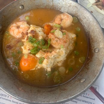 Palette 22 - Shrimp Grits - Bars Near Me - Arlington, Virginia Palette 22 - Shrimp Grits - Bars Near Me - Arlington, Virginia