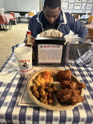 Gus's World Famous Fried Chicken by null