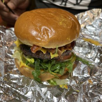 Burger Bros - BACON CHEESEBURGER - Burgers Near Me - Towson, Maryland