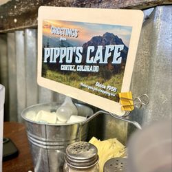 Pippo's Cafe - Table decor