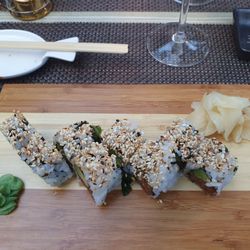 Misaki Sushi - Tuna und Avocado