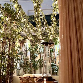 Mon Ami - Mediterranean Near Me - Santa Monica, California