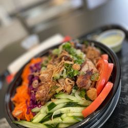 Pho Go - Salad with chicken