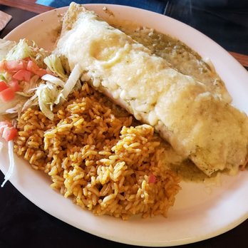 Beanies Mexican Restaurant - Chicken Enchirito Supreme and Rice - Mexican Near Me - Port Washington, Wisconsin Beanies Mexican Restaurant - Chicken Enchirito Supreme and Rice - Mexican Near Me - Port Washington, Wisconsin