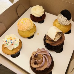Dolci Piu - Cupcakes were okay