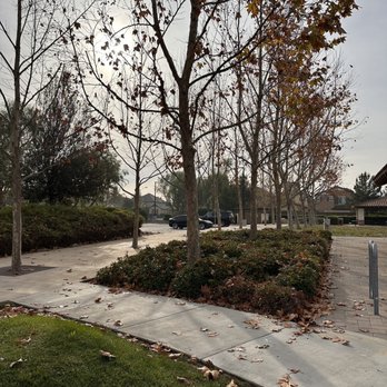 Nature Retreat Park - Plentiful parking - Parks Near Me - Chino, California Nature Retreat Park - Plentiful parking - Parks Near Me - Chino, California
