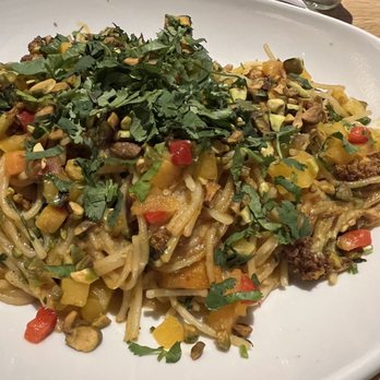 Silver Diner - Thai curry cauliflower quinoa pasta heaven - New American Near Me - Arlington, Virginia Silver Diner - Thai curry cauliflower quinoa pasta heaven - New American Near Me - Arlington, Virginia