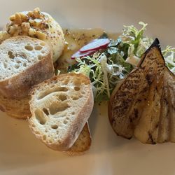 Julia's Restaurant