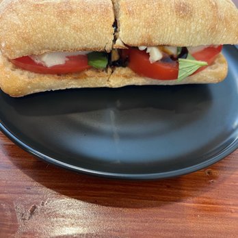 Apothica Cafe - Coffee & Tea Near Me - Cumberland, Rhode Island