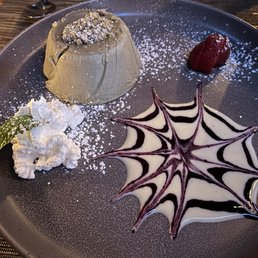 Pistachio panna cotta