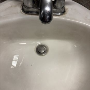 Michaels on the Lake - These sinks have not been cleaned at all in weeks if not months. - Wine Bars Near Me - Moses Lake, Washington Michaels on the Lake - These sinks have not been cleaned at all in weeks if not months. - Wine Bars Near Me - Moses Lake, Washington